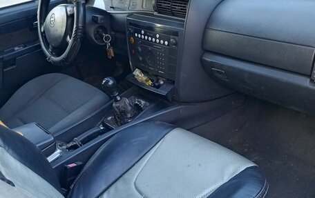 Opel Omega B, 2000 год, 75 000 рублей, 2 фотография