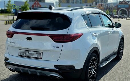 KIA Sportage IV рестайлинг, 2020 год, 2 700 000 рублей, 4 фотография