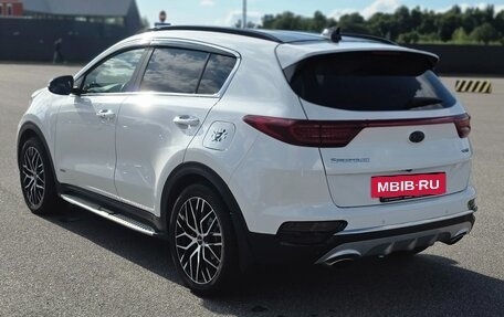KIA Sportage IV рестайлинг, 2020 год, 2 700 000 рублей, 5 фотография