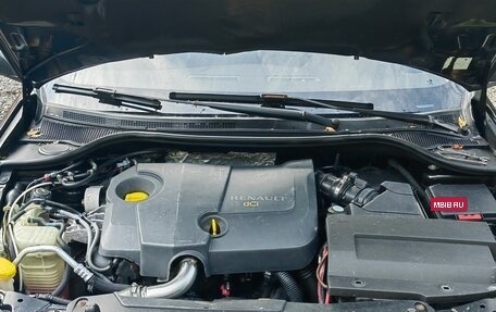 Renault Laguna III рестайлинг, 2010 год, 600 000 рублей, 8 фотография