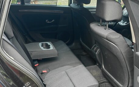 Renault Laguna III рестайлинг, 2010 год, 600 000 рублей, 15 фотография