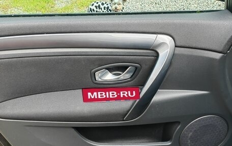 Renault Laguna III рестайлинг, 2010 год, 600 000 рублей, 11 фотография