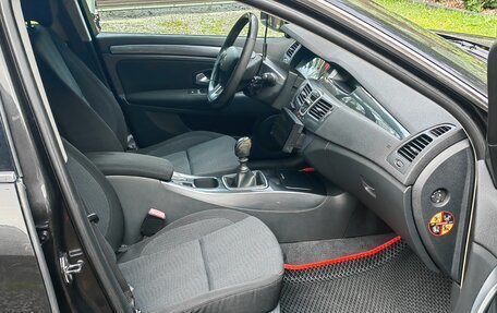 Renault Laguna III рестайлинг, 2010 год, 600 000 рублей, 17 фотография