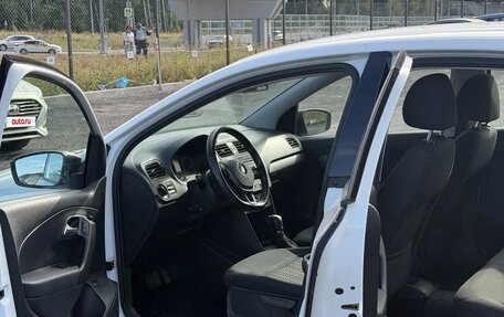 Volkswagen Polo VI (EU Market), 2018 год, 900 000 рублей, 5 фотография