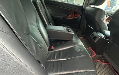 Toyota Camry, 2011 год, 1 300 000 рублей, 4 фотография