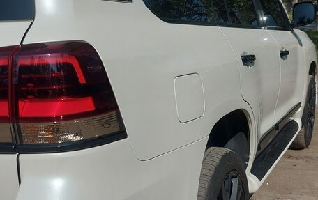 Toyota Land Cruiser 200, 2020 год, 7 980 000 рублей, 11 фотография