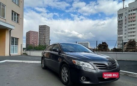 Toyota Camry, 2011 год, 1 300 000 рублей, 10 фотография