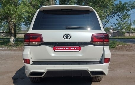Toyota Land Cruiser 200, 2020 год, 7 980 000 рублей, 6 фотография