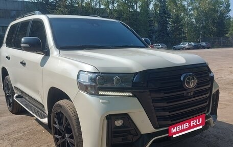 Toyota Land Cruiser 200, 2020 год, 7 980 000 рублей, 8 фотография