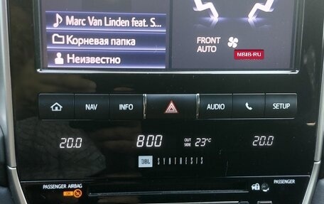 Toyota Land Cruiser 200, 2020 год, 7 980 000 рублей, 23 фотография