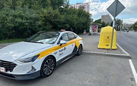 Hyundai Sonata VIII, 2021 год, 1 640 000 рублей, 6 фотография