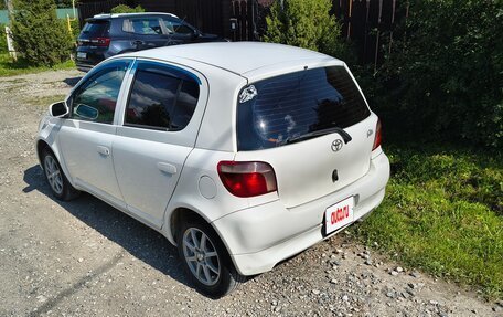 Toyota Vitz, 2001 год, 310 000 рублей, 2 фотография