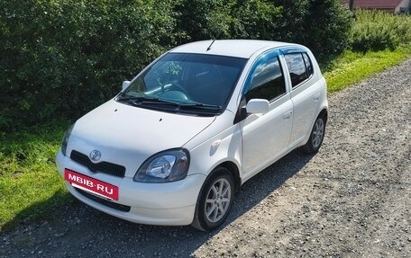 Toyota Vitz, 2001 год, 310 000 рублей, 3 фотография