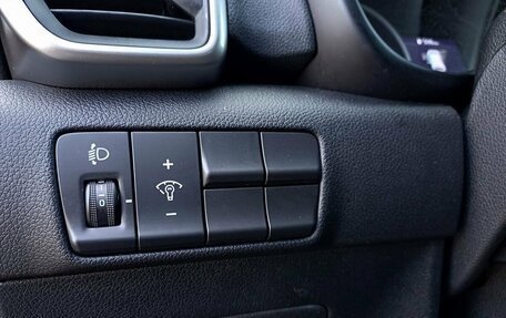 KIA Sportage IV рестайлинг, 2021 год, 2 699 000 рублей, 21 фотография