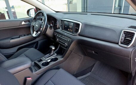 KIA Sportage IV рестайлинг, 2021 год, 2 699 000 рублей, 28 фотография