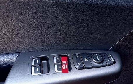 KIA Sportage IV рестайлинг, 2021 год, 2 699 000 рублей, 20 фотография