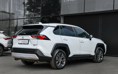 Toyota RAV4, 2024 год, 3 790 000 рублей, 4 фотография