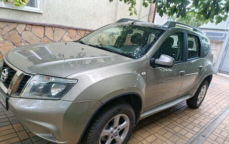Nissan Terrano III, 2015 год, 1 050 000 рублей, 2 фотография