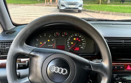 Audi A4, 2000 год, 565 000 рублей, 8 фотография