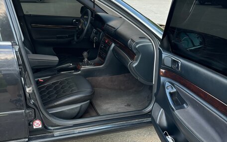 Audi A4, 2000 год, 565 000 рублей, 10 фотография