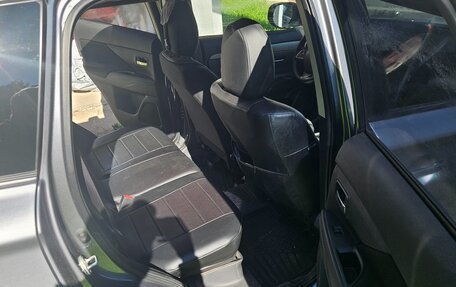 Mitsubishi Outlander III рестайлинг 3, 2012 год, 750 000 рублей, 14 фотография