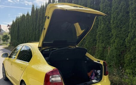 Skoda Octavia RS, 2010 год, 980 000 рублей, 8 фотография