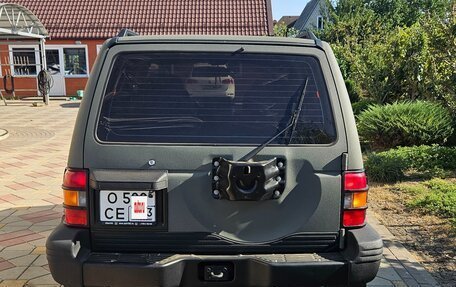 Mitsubishi Pajero III рестайлинг, 1996 год, 1 600 000 рублей, 3 фотография