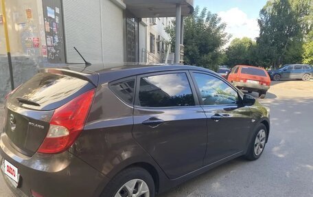 Hyundai Solaris II рестайлинг, 2015 год, 750 000 рублей, 4 фотография