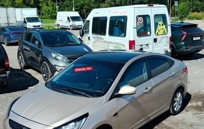 Hyundai Solaris II рестайлинг, 2011 год, 580 000 рублей, 1 фотография