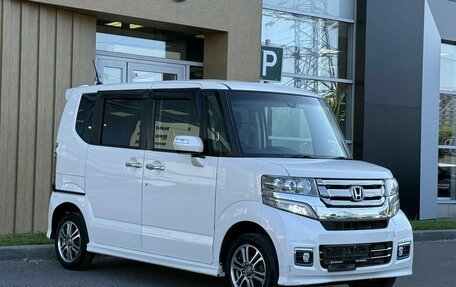 Honda N-BOX I рестайлинг, 2016 год, 650 000 рублей, 1 фотография