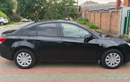 Chevrolet Cruze II, 2010 год, 480 000 рублей, 2 фотография