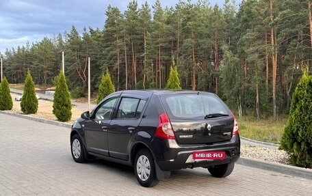 Renault Sandero I, 2010 год, 550 000 рублей, 3 фотография