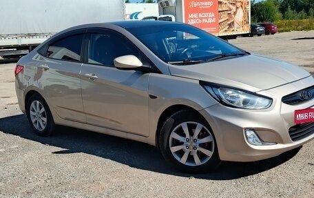 Hyundai Solaris II рестайлинг, 2011 год, 580 000 рублей, 9 фотография