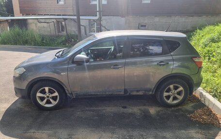 Nissan Qashqai, 2012 год, 850 000 рублей, 2 фотография