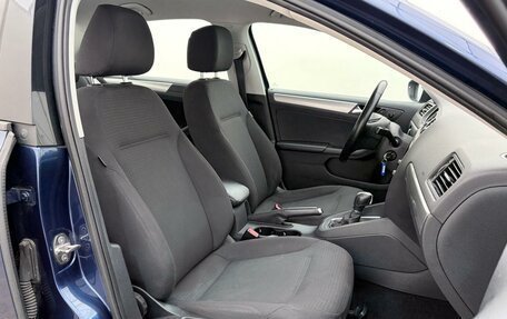 Volkswagen Jetta VI, 2015 год, 1 277 000 рублей, 8 фотография