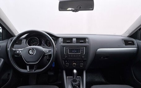 Volkswagen Jetta VI, 2015 год, 1 277 000 рублей, 10 фотография