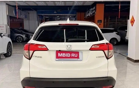 Honda Vezel, 2022 год, 1 157 000 рублей, 5 фотография