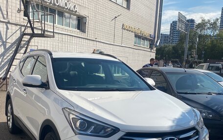 Hyundai Santa Fe III рестайлинг, 2017 год, 2 000 000 рублей, 2 фотография