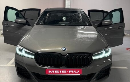 BMW 5 серия, 2021 год, 4 240 000 рублей, 6 фотография