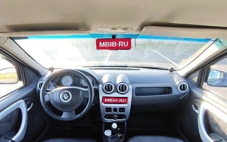 Renault Logan I, 2011 год, 440 000 рублей, 1 фотография