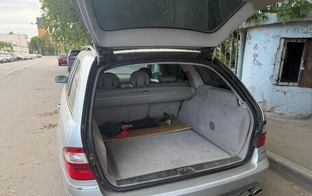 Mercedes-Benz E-Класс, 2003 год, 950 000 рублей, 8 фотография