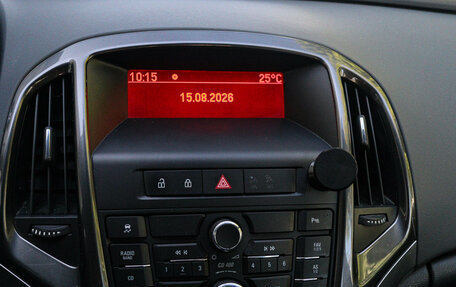 Opel Astra J, 2013 год, 820 000 рублей, 17 фотография