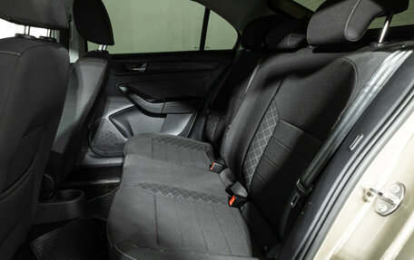 Skoda Rapid II, 2020 год, 1 600 000 рублей, 10 фотография