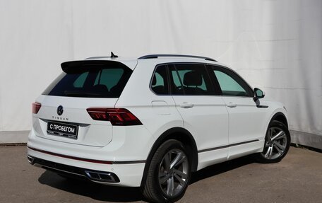 Volkswagen Tiguan II, 2021 год, 3 699 000 рублей, 4 фотография