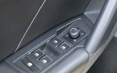 Volkswagen Tiguan II, 2021 год, 3 699 000 рублей, 11 фотография