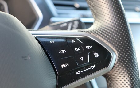Volkswagen Tiguan II, 2021 год, 3 699 000 рублей, 17 фотография