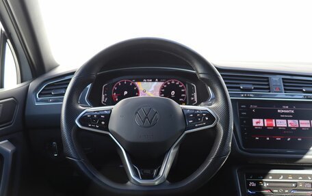 Volkswagen Tiguan II, 2021 год, 3 699 000 рублей, 15 фотография