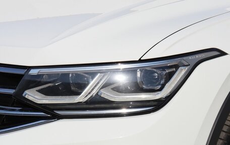 Volkswagen Tiguan II, 2021 год, 3 699 000 рублей, 25 фотография