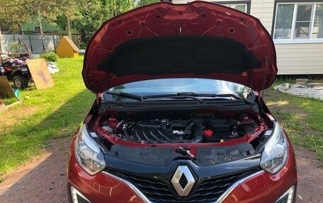 Renault Kaptur I рестайлинг, 2019 год, 1 389 000 рублей, 24 фотография