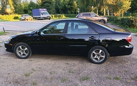 Toyota Camry V40, 2004 год, 620 000 рублей, 3 фотография